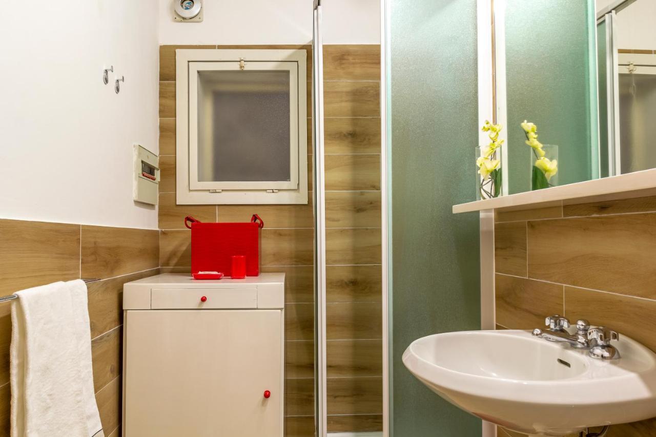 Sea Life - Taormina Apartment ภายนอก รูปภาพ