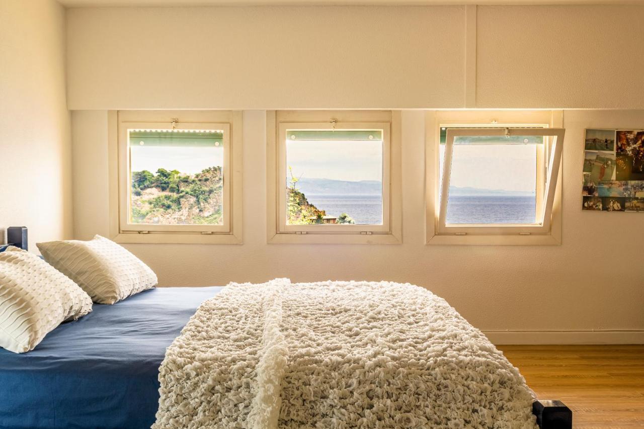 Sea Life - Taormina Apartment ภายนอก รูปภาพ